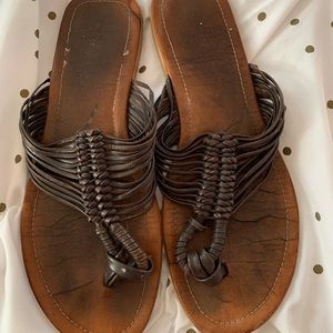 Used Sandals (Don’t remember the brand) size 9.5